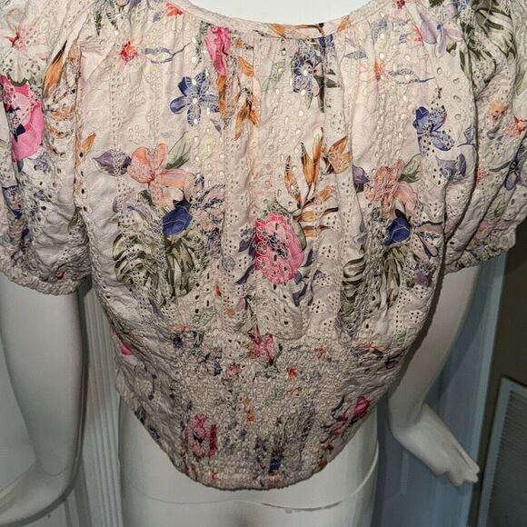 gab & Kate floral button-down shirt - Picture 5 of 10